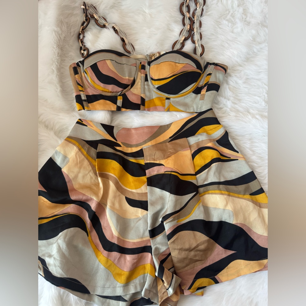 Fashion Nova Multicolor Crop Top